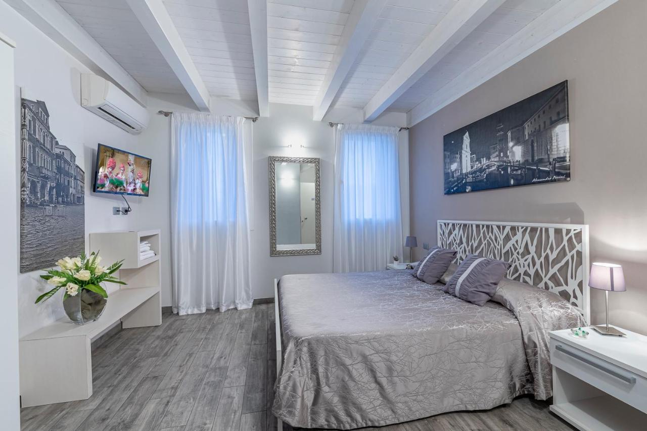 Piccola Venezia Room Чоджия Екстериор снимка