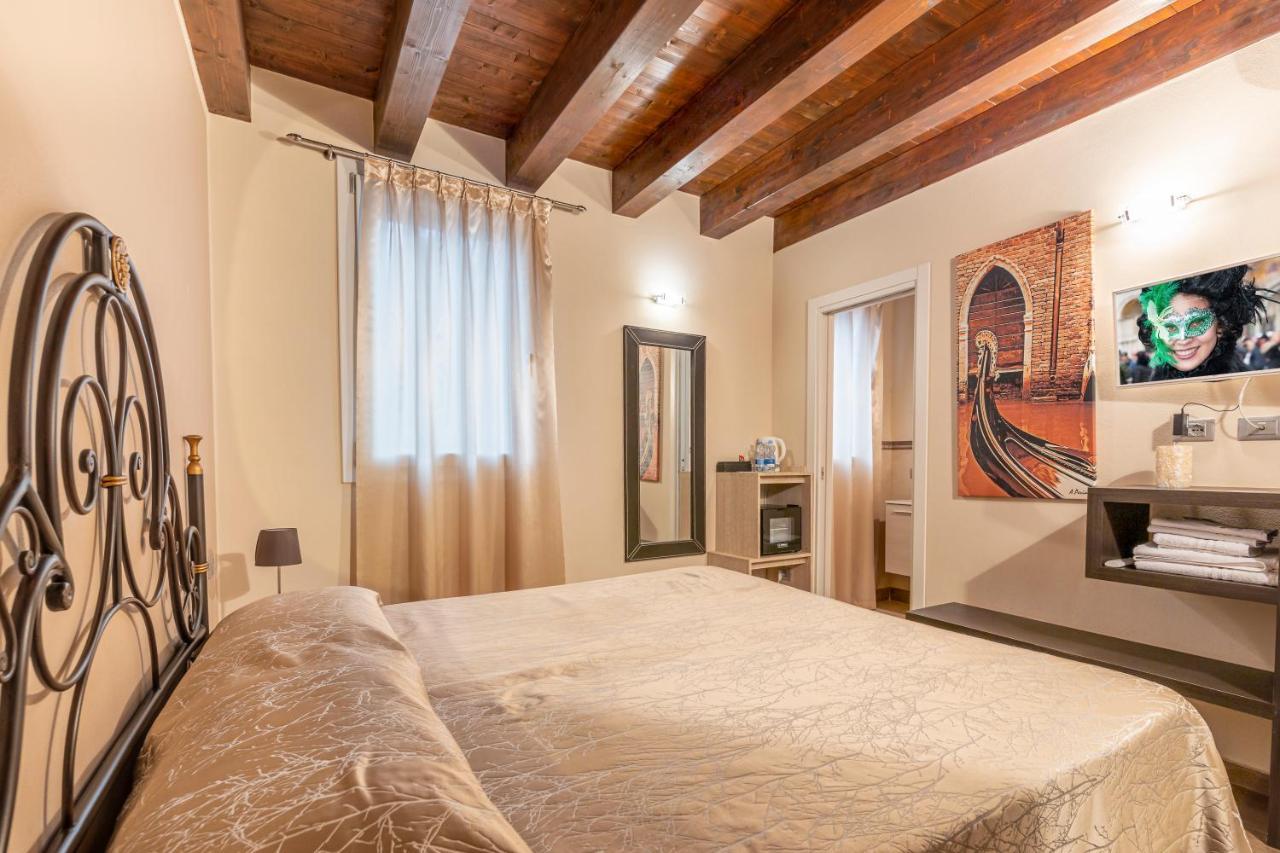 Piccola Venezia Room Чоджия Екстериор снимка