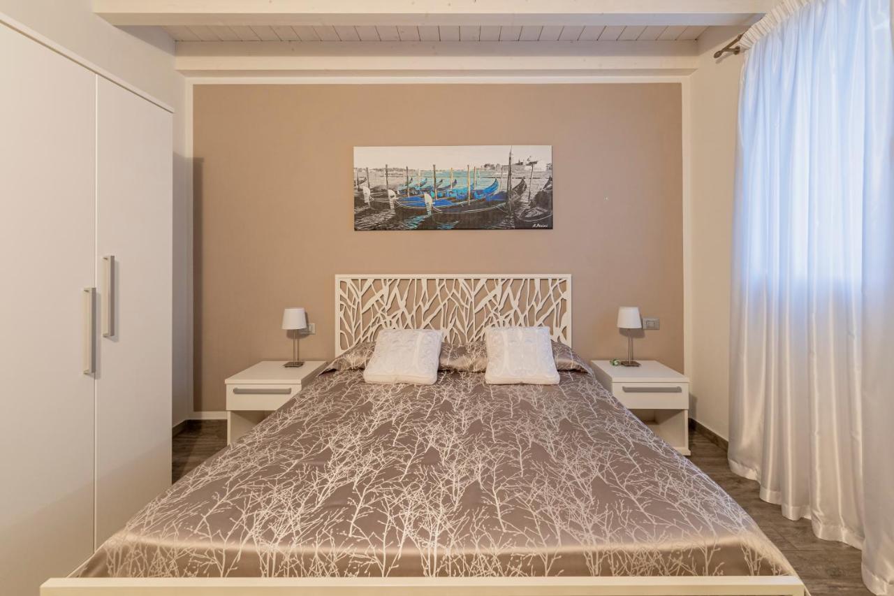 Piccola Venezia Room Чоджия Екстериор снимка